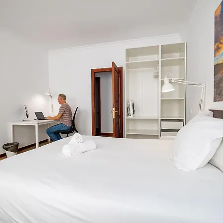 Casanova 9 Bedroom In Ciudad Jardin