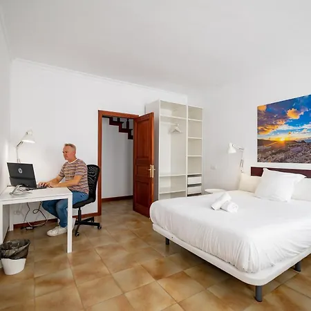 Villa Casanova 9 Bedroom In Ciudad Jardin Las Palmas de Gran Canaria