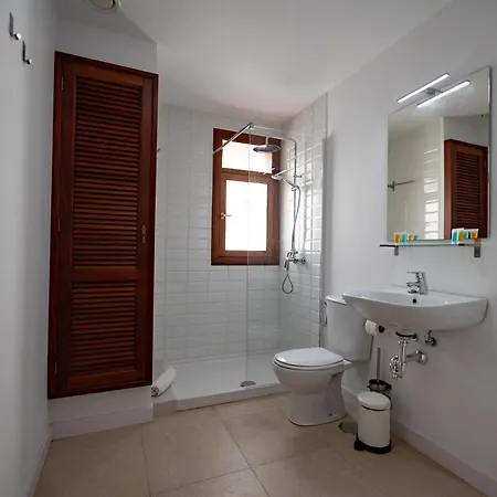 Casanova 9 Bedroom In Ciudad Jardin Villa Las Palmas de Gran Canaria